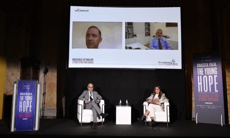 Photo of Antonio Misiani a LaChirico: «Da Bruxelles non arriva Babbo Natale»