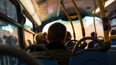 Photo of Mezzi pubblici stracolmi, fondi inutilizzati, bus turistici lasciati vuoti