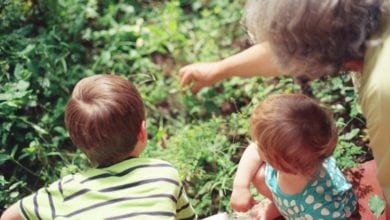 Photo of I nonni che vorrebbero dare il loro vaccino ai nipoti: ‘Prima si vaccinano, prima tornano a scuola’