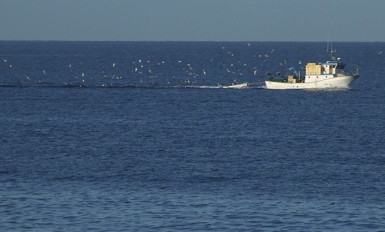 Photo of ‘Senza telefono e senza fedi nuziali’, gli interminabili 108 giorni dei pescatori di Mazara del Vallo