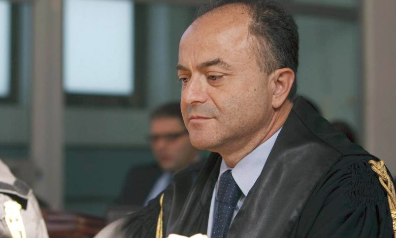 Photo of Gratteri a LaChirico: “I ritardi sul Recovery Fund agevolano la mafia. Saviano assolve Maradona? I personaggi pubblici devono badare a chi frequentano”