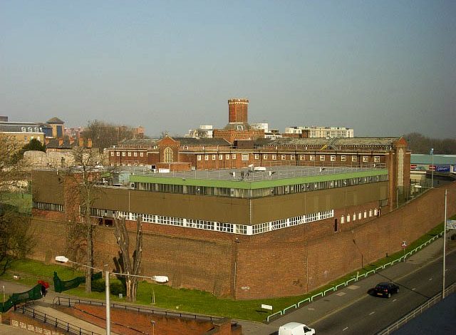 Photo of ‘Salviamo Reading’, l’impegno delle star per il carcere dove fu detenuto Wilde