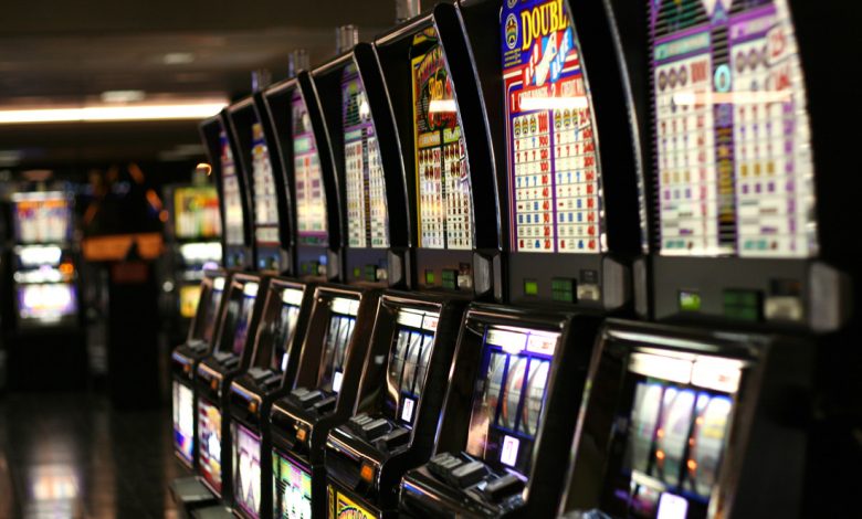 Photo of Con la chiusura delle sale scommesse, cresce il mercato illegale del gioco
