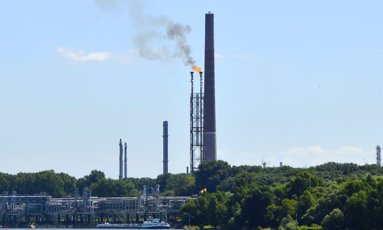 Photo of Gas, in Italia ridotta la produzione del 4% rispetto al 2021