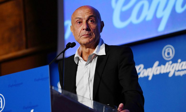 Photo of Minniti: “Nessuna criminalizzazione delle Ong e mai nessun porto chiuso”