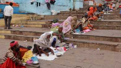 Photo of India, l’attore Kabir Bedi: “È la catastrofe nazionale peggiore che abbia mai visto. Pregate per noi”