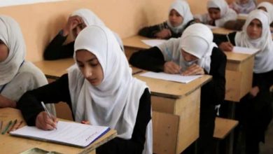 Photo of Afghanistan, a Jebrael a scuola niente adolescenti né stipendi ai docenti