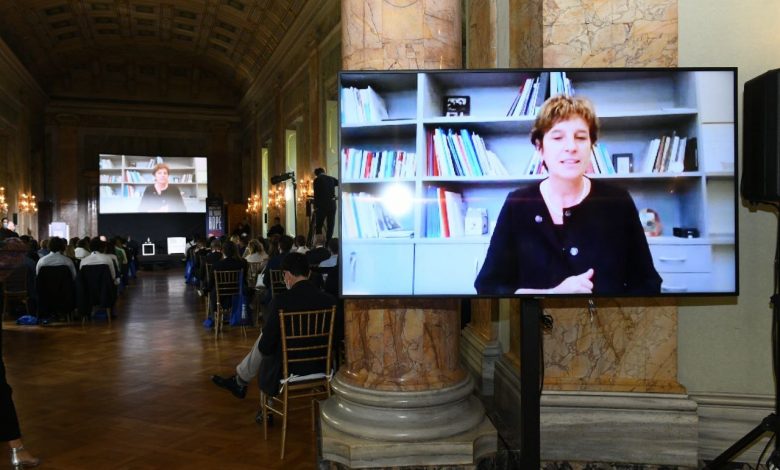 Photo of Min. Messa: “Anche le aule universitarie al 100% della capienza”