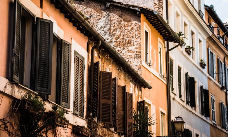 Photo of Due terzi degli edifici residenziali in Italia rischiano di perdere valore