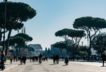 Photo of Turismo, Federalberghi: “Penalizzati dal super green pass. Madrid ha tre volte le prenotazioni di Roma”