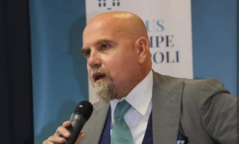 Photo of Fimmanò, “Chi controlla regole e conti nell’industria del calcio non è indipendente”