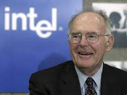 Photo of La Silicon Valley dice addio a Moore, padre di Intel