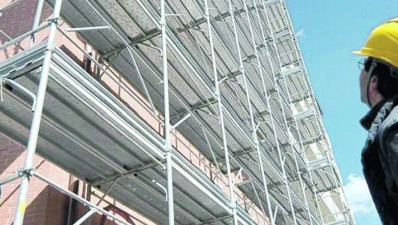 Photo of Edilizia: dopo il boom dei lavori i sindacati chiedono 275 euro di aumento