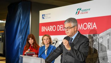 Photo of Roma Tiburtina, un totem multimediale per ricordare la Shoah