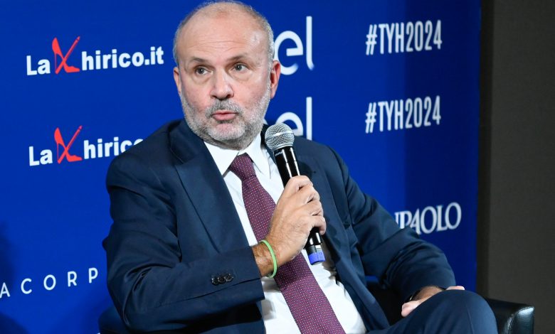 Photo of Dati sanitari, il Ministro Orazio Schillaci alla Scuola “The Young Hope”