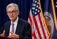 Photo of Usa, la Fed lascia i tassi invariati e taglia il Pil. Trump: “Powell politicizzato”