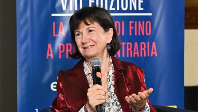Photo of Roccella ai giovani di The Young Hope: «Sono contro i quartieri monoetnici»